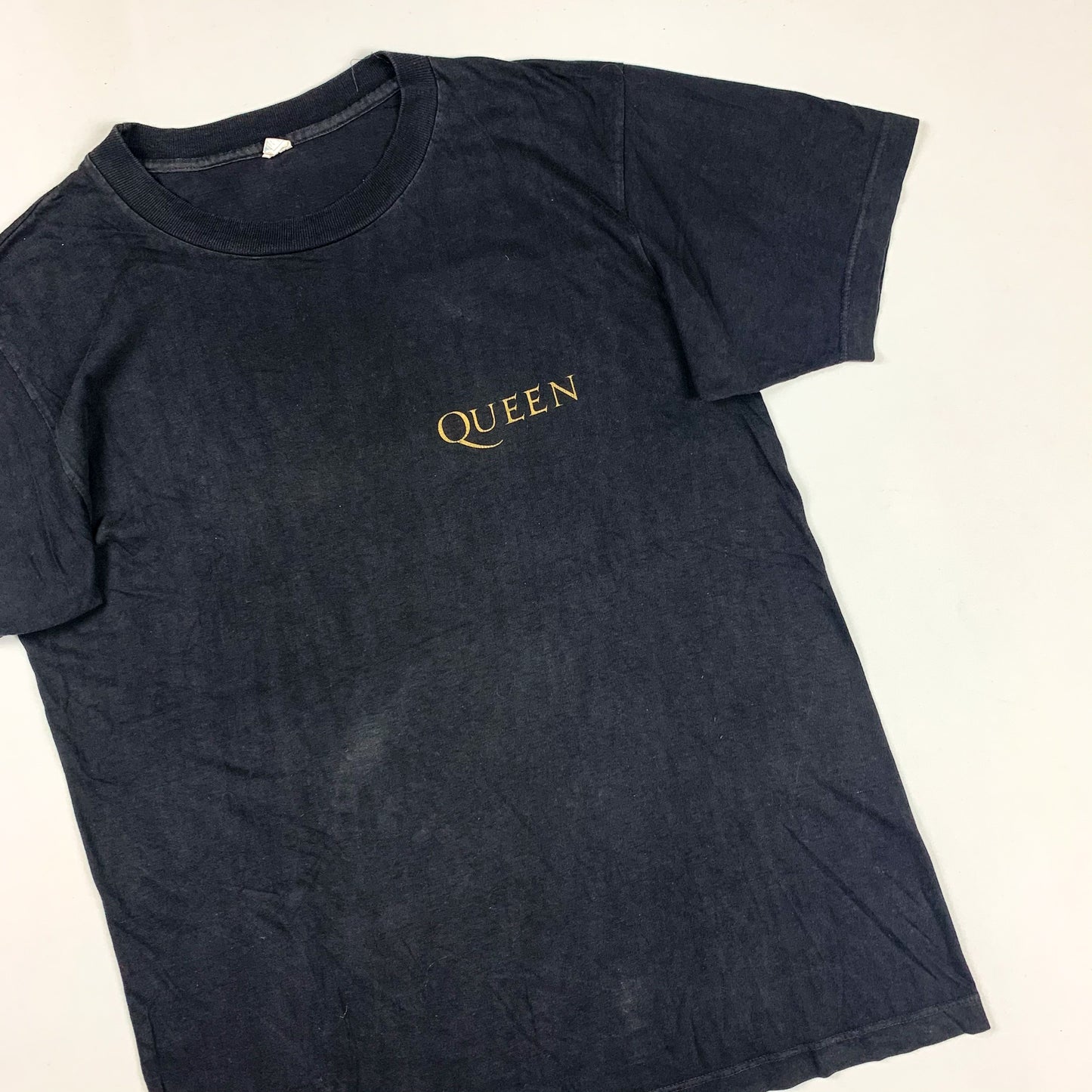Late 80s Queen (M/L)